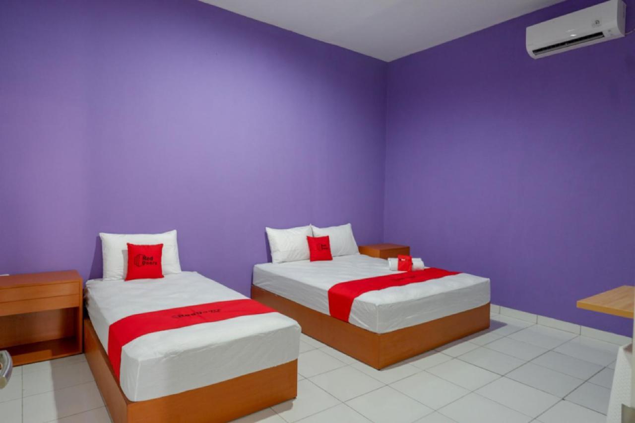 Reddoorz Near Alun Alun Kaliwungu Kendal Brangsong Exterior foto